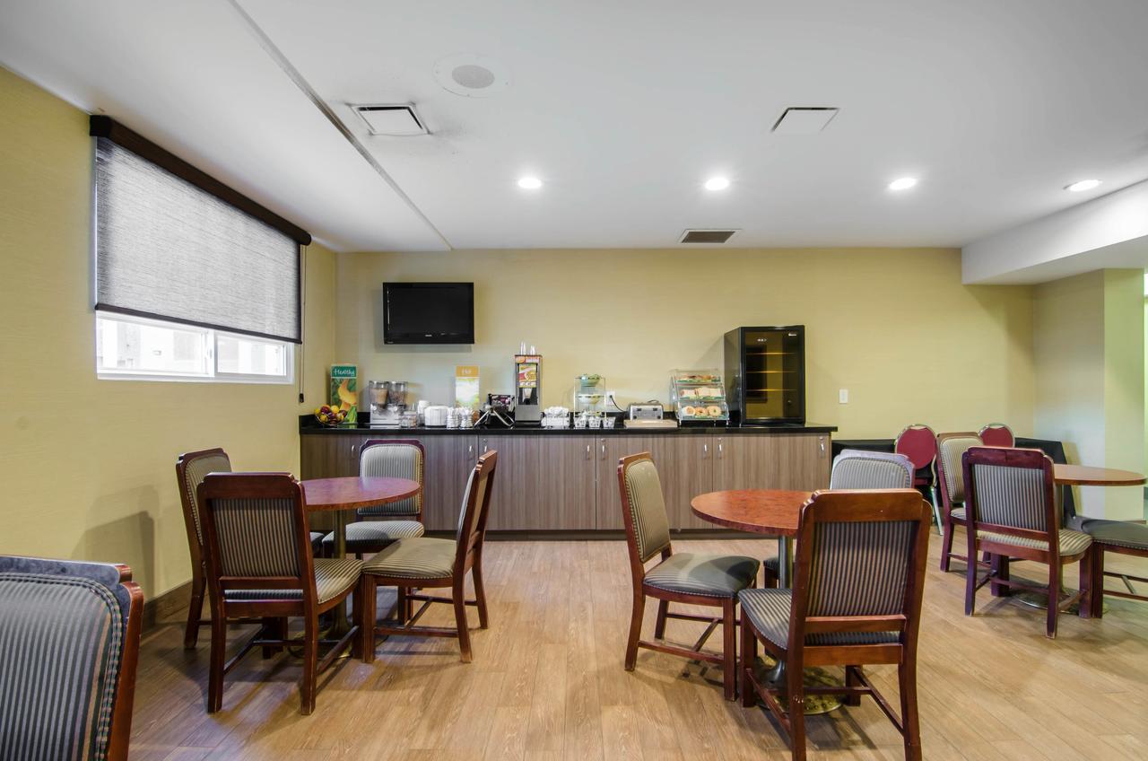 ホテル Courtyard By Marriott Regina Downtown エクステリア 写真